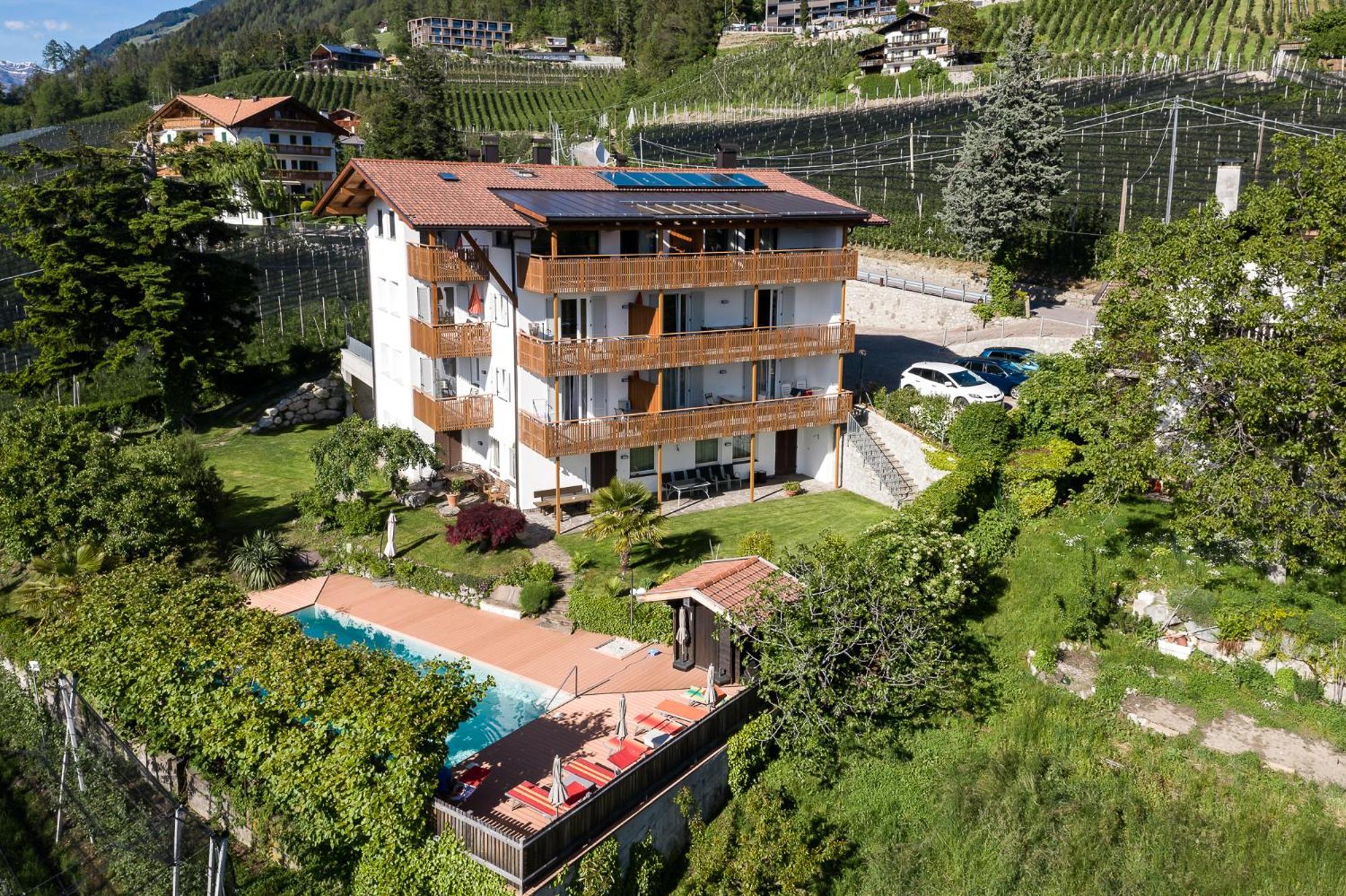 Aparthotel Haus Artus Scena Esterno foto
